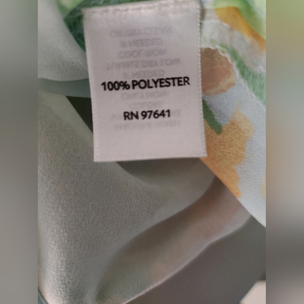 J.Jill Sheer Pastel Floral Blouse Size Medium - Picture 7 of 7